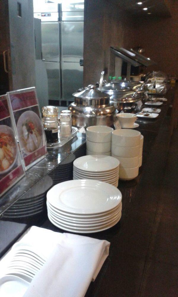 Plaza Premium Lounge Hotel Баян Лепас Екстериор снимка