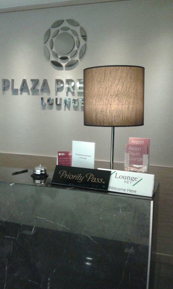 Plaza Premium Lounge Hotel Баян Лепас Екстериор снимка