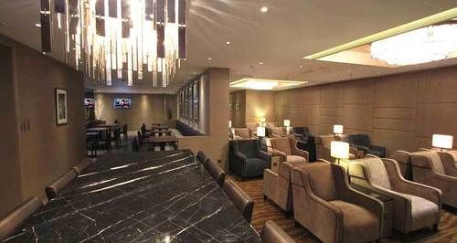 Plaza Premium Lounge Hotel Баян Лепас Екстериор снимка