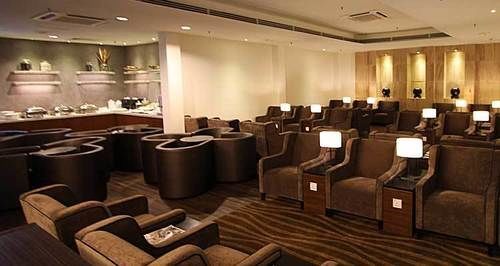Plaza Premium Lounge Hotel Баян Лепас Екстериор снимка